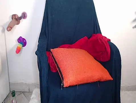 Snapshot of Mamii_water chatting on March 11, 6:10 am Mamii water online show from March 11, 6:10 am