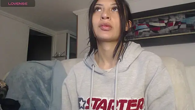 Snapshot of Nicolette_ks_ chatting on October 3, 12:51 am Nicolette ks online show from October 3, 12:51 am