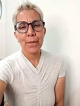 luz bella online show from January 19, 3:29 am