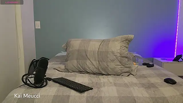 Snapshot of kairos_xxx chatting on December 20, 8:34 pm kairos xxx online show from December 20, 8:34 pm