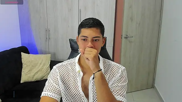 Iamdylan777 online show from March 5, 4:35 pm