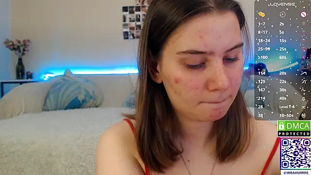 Snapshot of MurrrWorren chatting on February 3, 3:38 pm MurrrWorren online show from February 3, 3:38 pm