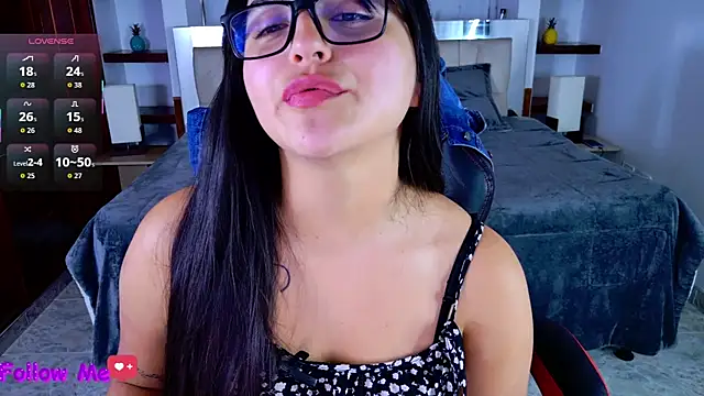 scarlleth  online show from January 9, 12:08 pm