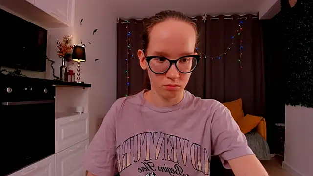 BettyBrowni online show from February 4, 1:23 am