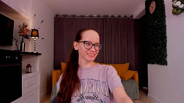 BettyBrowni online show from March 4, 4:09 pm