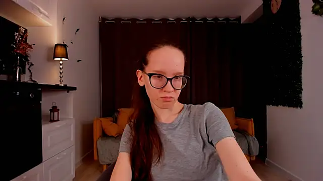 BettyBrowni online show from March 8, 4:06 pm