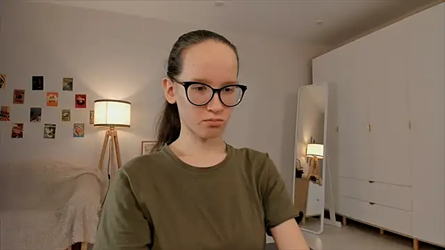 BettyBrowni online show from March 19, 7:17 pm