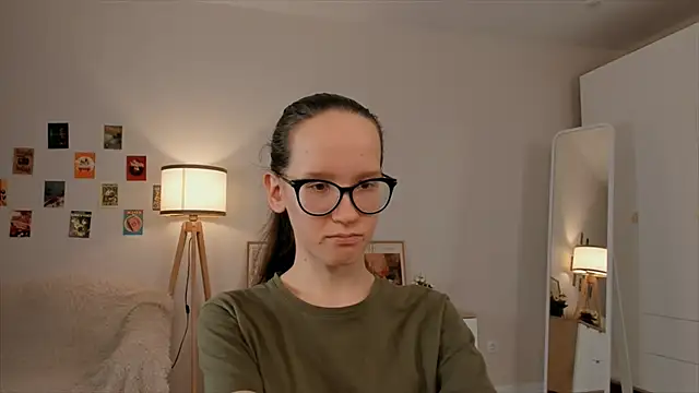 BettyBrowni online show from March 20, 1:46 am