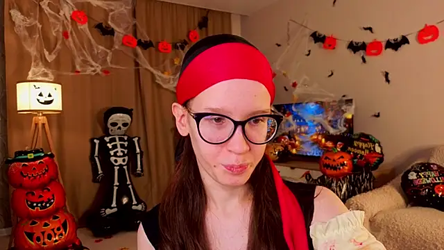 BettyBrowni online show from October 29, 4:20 pm