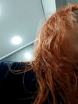 Snapshot of Unforgettable_ket chatting on December 24, 1:28 pm Unforgettable ket online show from December 24, 1:28 pm