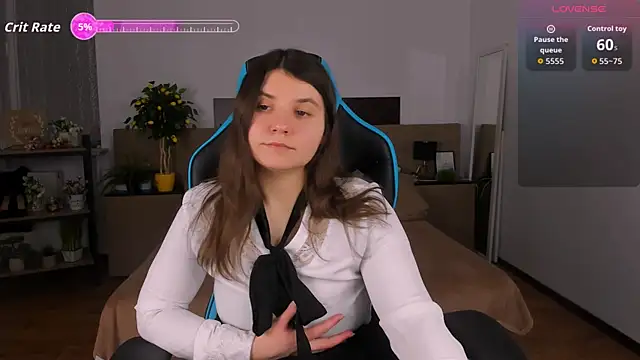 Viola  Shy online show from December 18, 7:42 pm