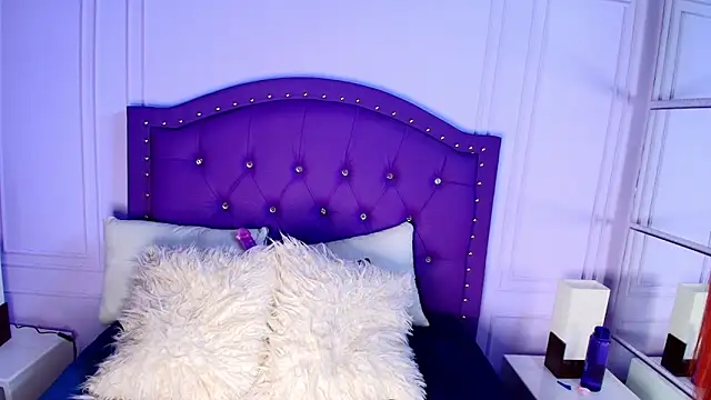 sarah banks1 online show from March 4, 3:01 am