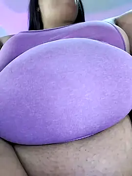 Snapshot of AvaChannel chatting on October 24, 11:06 am AvaChannel online show from October 24, 11:06 am