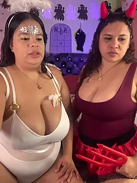 twocurvylatins online show from October 31, 11:55 am