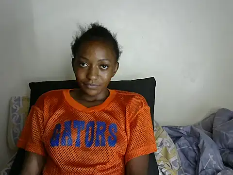 Snapshot of pretty_africanah chatting on January 24, 11:37 am pretty africanah online show from January 24, 11:37 am