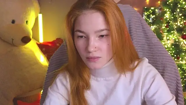 Snapshot of erikabrian chatting on December 5, 9:51 am erikabrian online show from December 5, 9:51 am