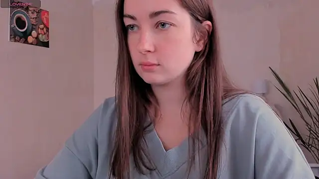 Snapshot of cClandesTina chatting on November 8, 11:43 am cClandesTina online show from November 8, 11:43 am