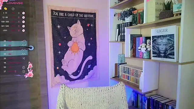 Snapshot of milky__way__ chatting on September 28, 8:20 am milky way online show from September 28, 8:20 am