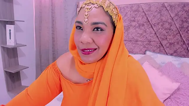  Lakshmi hotx online show from February 19, 3:05 pm