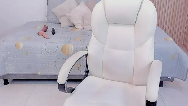  Lakshmi hotx online show from November 21, 7:23 pm