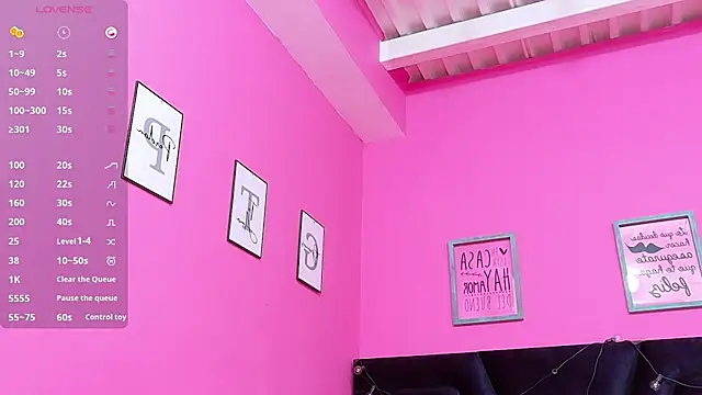 littleebluee online show from September 21, 7:37 pm