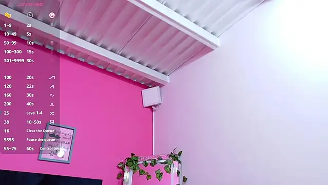 littleebluee online show from September 27, 3:00 am