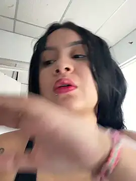 Snapshot of Pretty_Isadora chatting on December 30, 9:08 pm Pretty Isadora online show from December 30, 9:08 pm