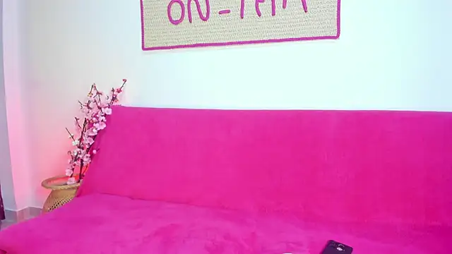 on tefa online show from April 15, 4:36 pm