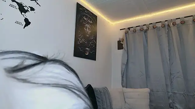 Snapshot of Stefhania_susej chatting on November 13, 3:38 am Stefhania susej online show from November 13, 3:38 am