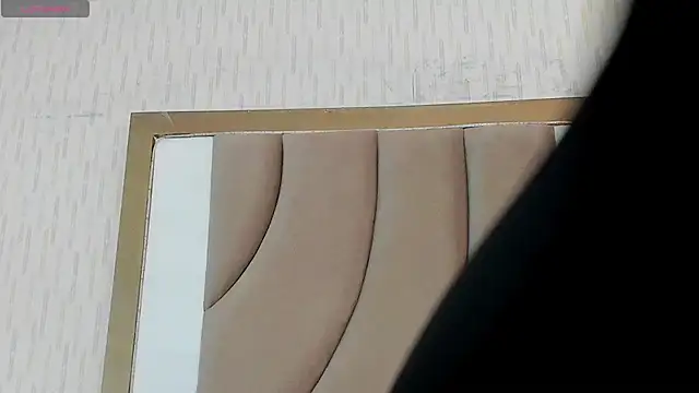 Snapshot of ThyaraJhons chatting on March 3, 12:16 pm ThyaraJhons online show from March 3, 12:16 pm