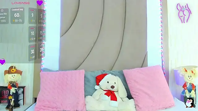 Snapshot of ThyaraJhons chatting on November 1, 12:07 pm ThyaraJhons online show from November 1, 12:07 pm