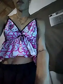 The-quee22 online show from November 20, 6:51 pm