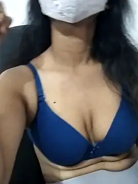 Snapshot of Triveni-Lovely chatting on December 17, 6:41 am Triveni-Lovely online show from December 17, 6:41 am