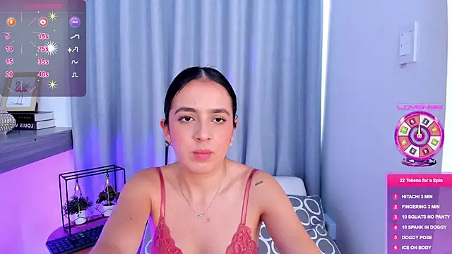 Lucyortiz  online show from December 4, 5:55 pm