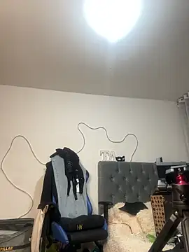 tay ler3 online show from January 4, 2:14 am