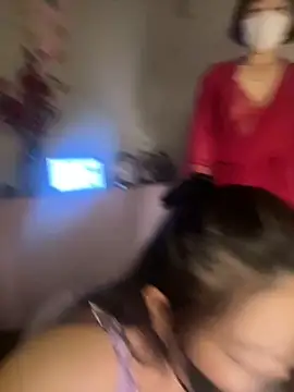 Snapshot of --Lyly-- chatting on January 13, 4:18 am --Lyly-- online show from January 13, 4:18 am