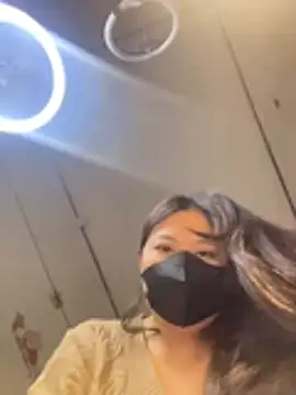 Snapshot of --Lyly-- chatting on January 18, 4:16 am --Lyly-- online show from January 18, 4:16 am