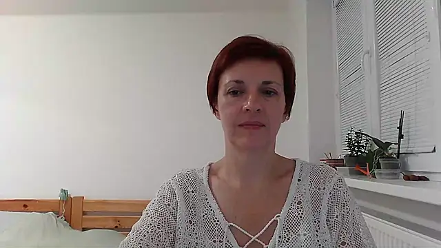 LoraLoraMay online show from October 20, 4:51 pm