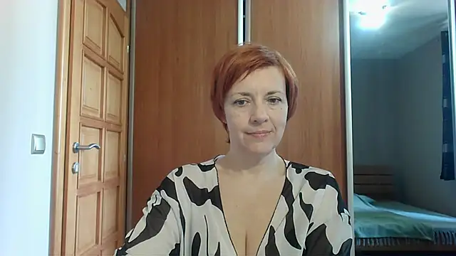 Snapshot of LoraLoraMay chatting on April 20, 8:50 am LoraLoraMay online show from April 20, 8:50 am