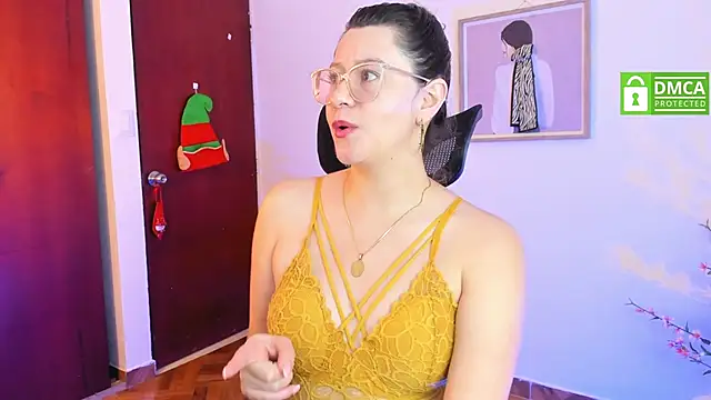 Snapshot of Chanelll_Taylorr_ chatting on December 28, 12:35 pm Chanelll Taylorr online show from December 28, 12:35 pm