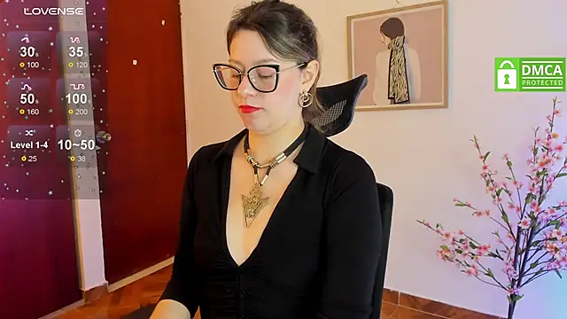 Snapshot of Chanelll_Taylorr_ chatting on February 2, 12:35 pm Chanelll Taylorr online show from February 2, 12:35 pm