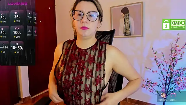 Snapshot of Chanelll_Taylorr_ chatting on February 4, 1:06 pm Chanelll Taylorr online show from February 4, 1:06 pm