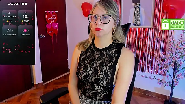 Snapshot of Chanelll_Taylorr_ chatting on February 13, 4:07 pm Chanelll Taylorr online show from February 13, 4:07 pm
