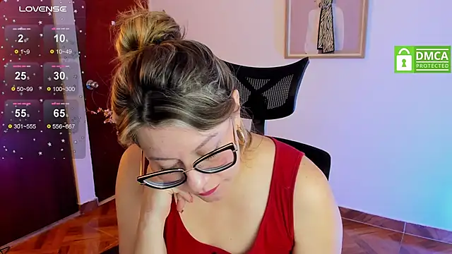 Snapshot of Chanelll_Taylorr_ chatting on February 26, 3:52 pm Chanelll Taylorr online show from February 26, 3:52 pm