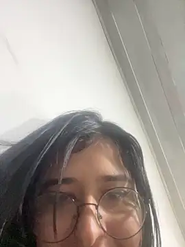 Snapshot of ZTahya chatting on December 15, 6:06 am ZTahya online show from December 15, 6:06 am