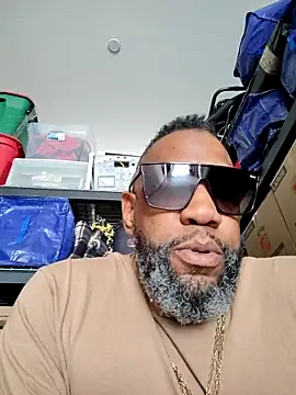 3prettyboy3 online show from September 27, 7:30 pm