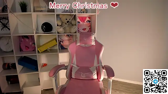 Snapshot of Mavis_Willis chatting on December 25, 7:14 am Mavis Willis online show from December 25, 7:14 am