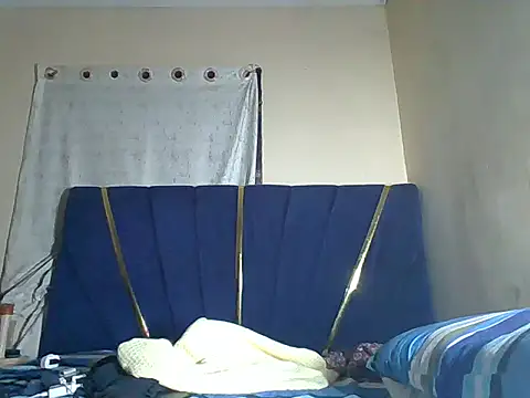 awino001 online show from January 7, 9:06 pm