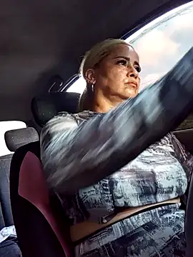 Snapshot of natally_ross21 chatting on December 3, 9:45 pm natally ross21 online show from December 3, 9:45 pm