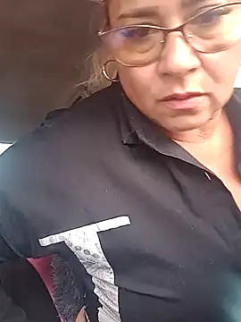 Snapshot of natally_ross21 chatting on December 4, 7:45 pm natally ross21 online show from December 4, 7:45 pm